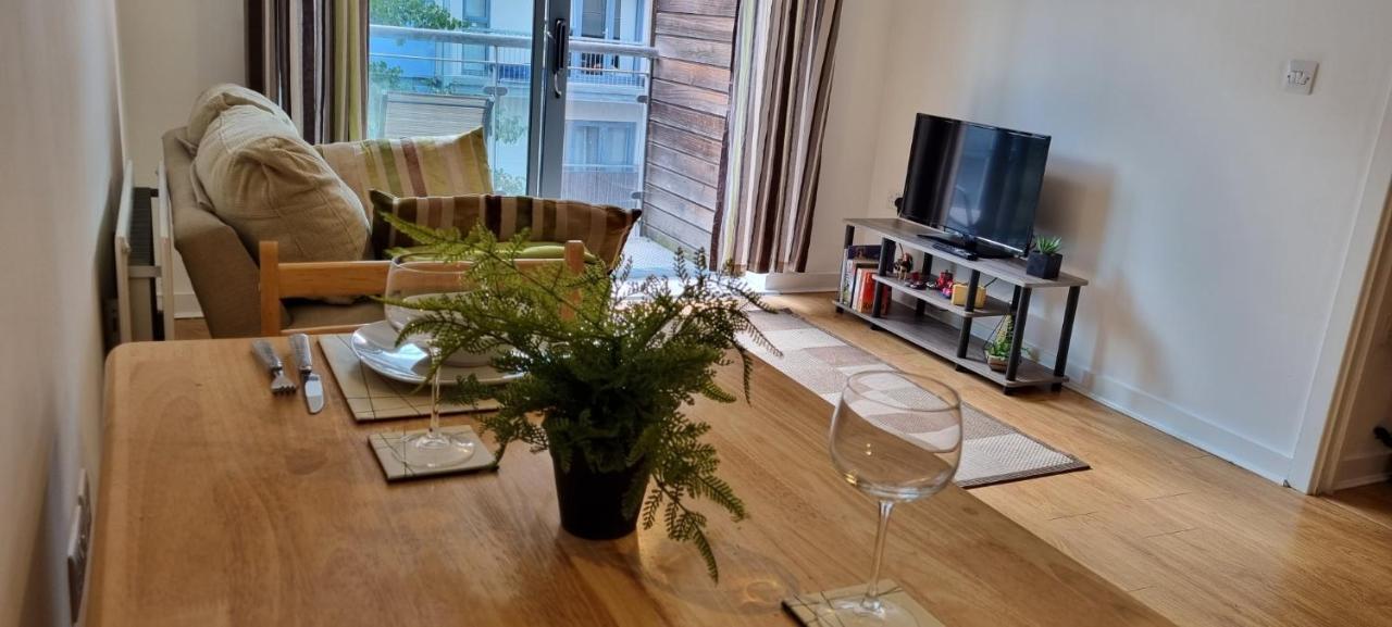 360 Serviced Accommodations - Colchester Marine Quay - 1 Double Bedroom Apartment المظهر الخارجي الصورة